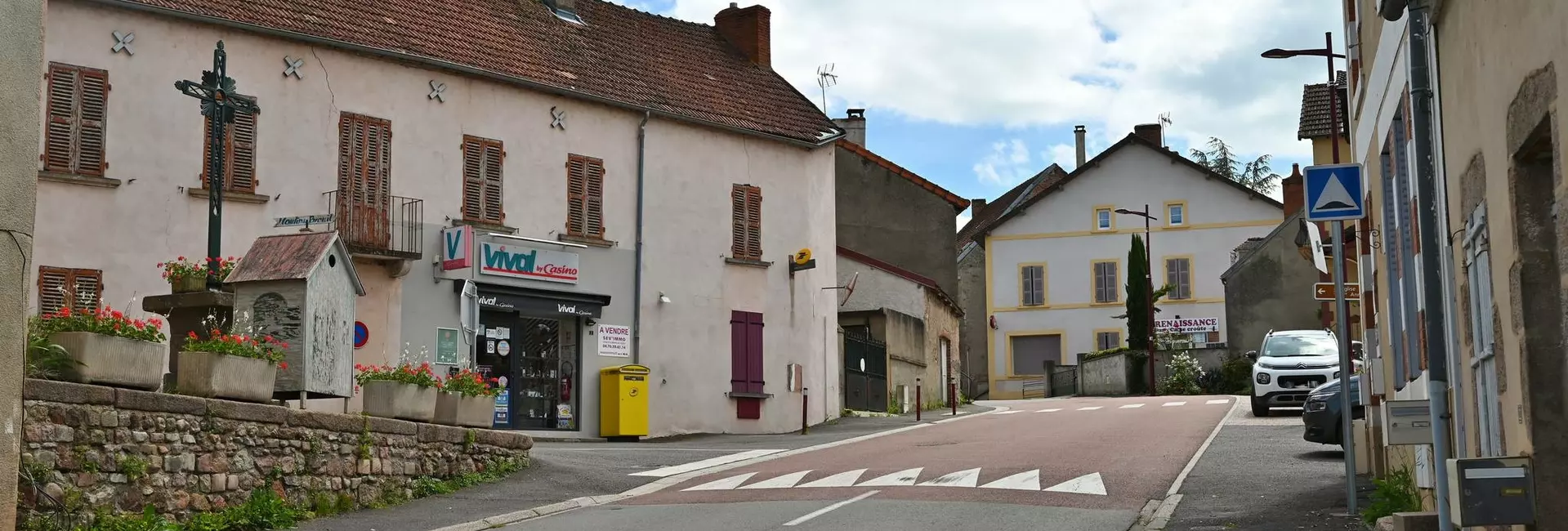 Commerces, artisans et services de LE BREUIL